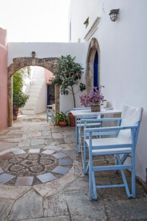 Guest House Pitsinades
